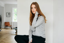 Indlæs billede til gallerivisning Lys Grå Silke Cashmere Sweater